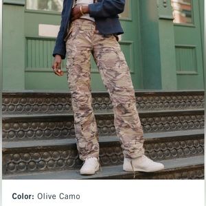 Abercrombie & Fitch 2000s Utility Pant Olive Camo